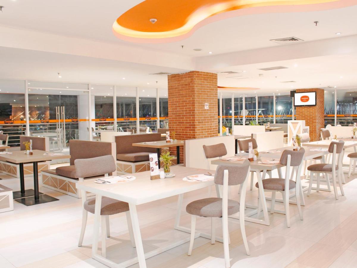 Harris Hotel Samarinda Luaran gambar